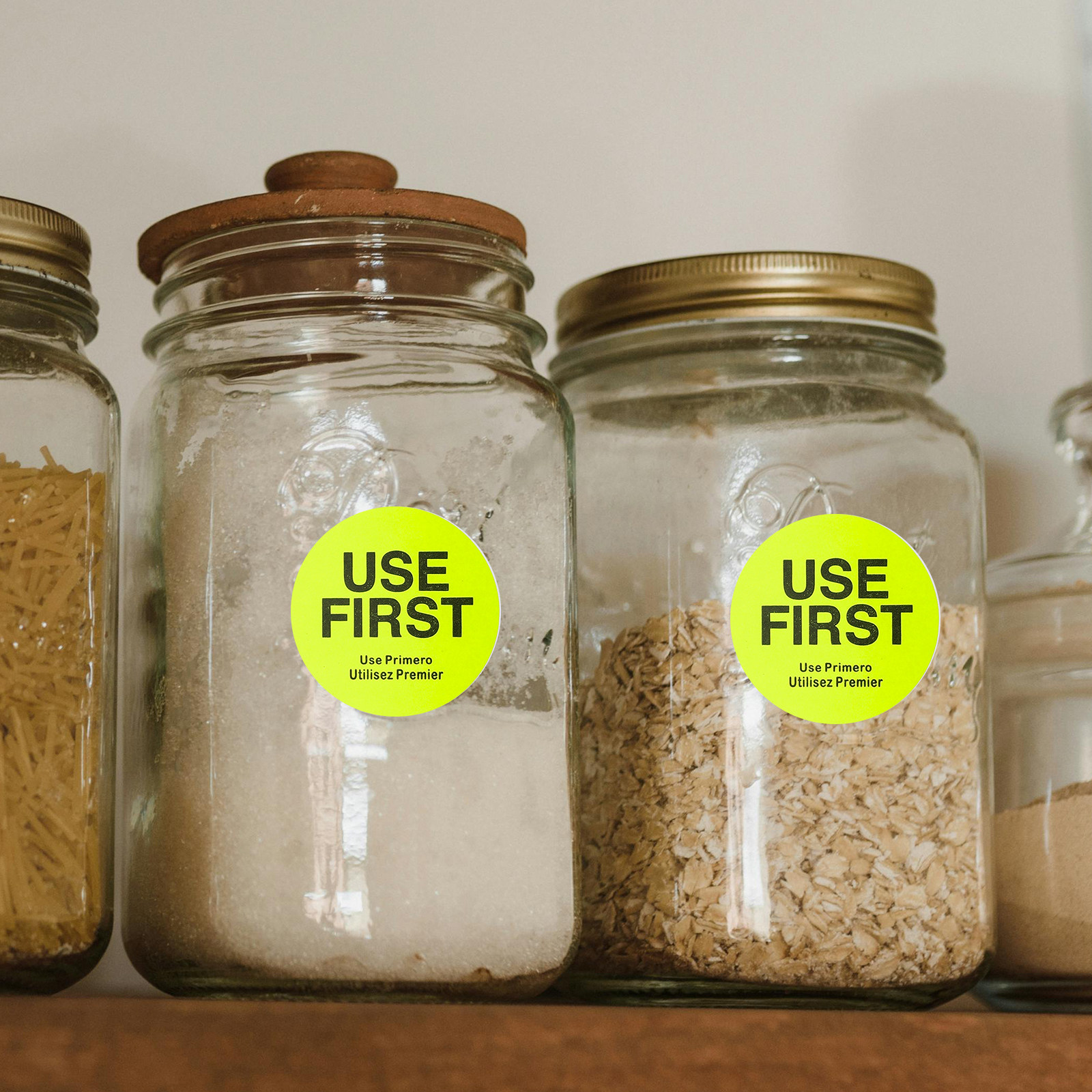 Use First Stickers Roll Invent - Food Storage For Restaurant recensie en prijs