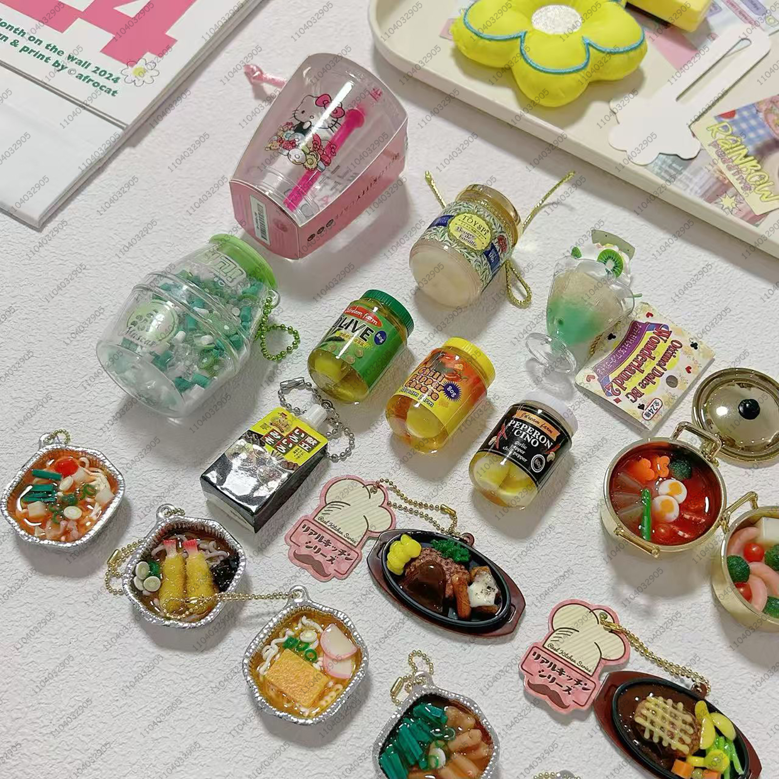 Japanese Capsule Toy Gashapon  - Food In Japanese Snacks recensione e prezzo