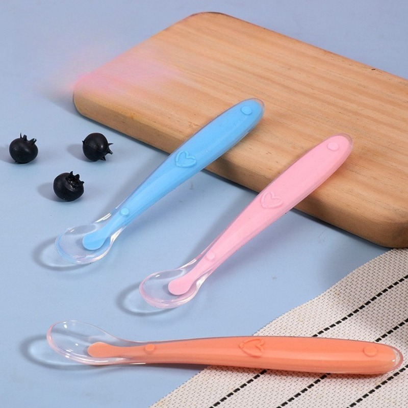 Baby Soft Silicone Spoon with  - Food Storage And Temperature recensie en prijs