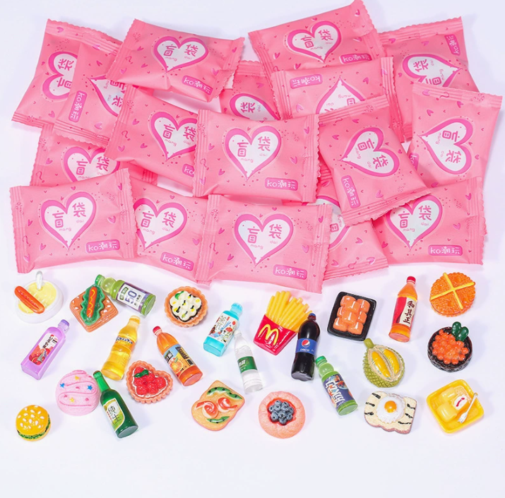 Random Style Bag Miniature Foo - Food Drink Snacks recensione e prezzo