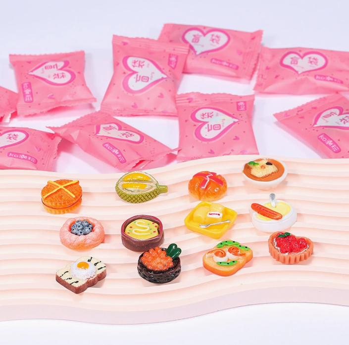 Random Style Bag Miniature Foo - Food Drink Snacks recensione e prezzo